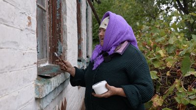 Перша зима на Черкащині: як переселенці з Донеччини готуються до холодів Перша зима на Черкащині: як переселенці з Донеччини готуються до холодів