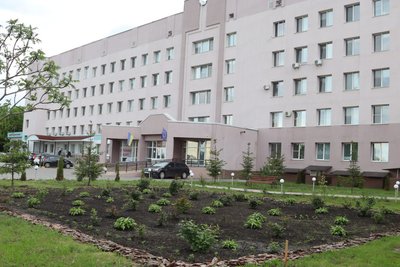 “Дрон майже мене наздогнав”: що розповідають поранені у Великій Писарівці чоловіки “Дрон майже мене наздогнав”: що розповідають поранені у Великій Писарівці чоловіки