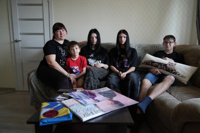 "У мене завжди є відчуття, що чоловіка обміняють". Інтервʼю з дружиною військовополоненого з Дніпропетровщини "У мене завжди є відчуття, що чоловіка обміняють". Інтервʼю з дружиною військовополоненого з Дніпропетровщини