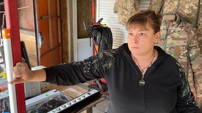 Комендантська година магазини ринок примусова евакуація родин із дітьми жителька Костянтинівки Алла Костянтинівка Донецька область 7 жовтня 2024 рік Комендантська година магазини ринок примусова евакуація родин із дітьми жителька Костянтинівки Алла Костянтинівка Донецька область 7 жовтня 2024 рік