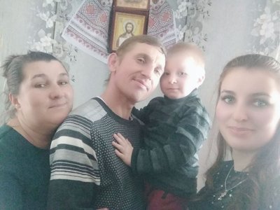 За три місяці втратила на війні трьох рідних: історія Лідії Зенікової з Глухівщини За три місяці втратила на війні трьох рідних: історія Лідії Зенікової з Глухівщини