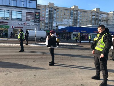 В перший день роботи нового гучномовця в Житомирі, люди вийшли на акцію пам'яті В перший день роботи нового гучномовця в Житомирі, люди вийшли на акцію пам'яті