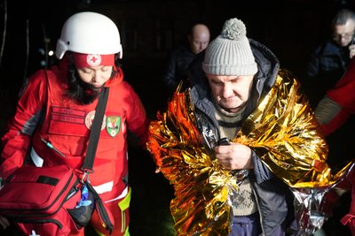 Під час російської атаки на Харків ввечері 23 листопада був поранений 77-річний Володимир Кравцов Під час російської атаки на Харків ввечері 23 листопада був поранений 77-річний Володимир Кравцов