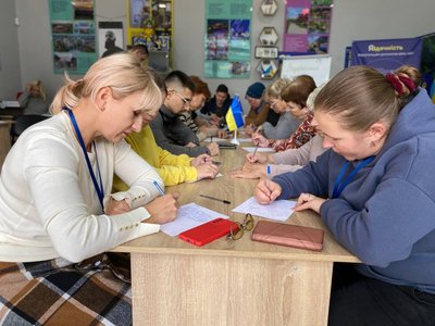 Вінничани долучилися до написання радіодиктанту національної єдності Вінничани долучилися до написання радіодиктанту національної єдності