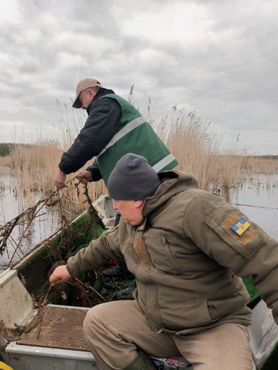 На Житомирщині екоінспектори виявили 12 випадків порушень правил рибальства