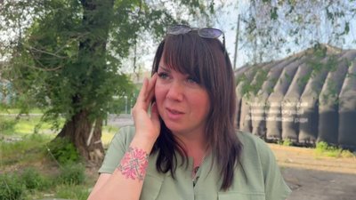 "Жити у сусідній квартирі неможливо, її знищено": наслідки атаки РФ по будинках у Дніпрі "Жити у сусідній квартирі неможливо, її знищено": наслідки атаки РФ по будинках у Дніпрі