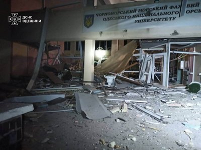 Масована атака на Одещину тривала понад 7 годин: пошкоджені будинки, гаражі та автомобілі Масована атака на Одещину тривала понад 7 годин: пошкоджені будинки, гаражі та автомобілі