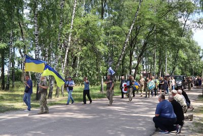 В Охтирці на Сумщині попрощалися із захисником Русланом Тимошенком В Охтирці на Сумщині попрощалися із захисником Русланом Тимошенком