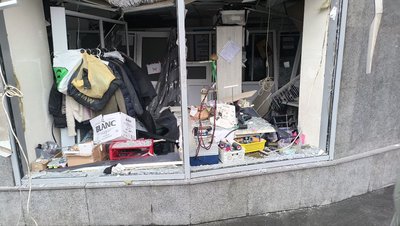 "Продовжую жити, сподіватися та мріяти": як працює ательє за рік після удару РФ 29 грудня "Продовжую жити, сподіватися та мріяти": як працює ательє за рік після удару РФ 29 грудня