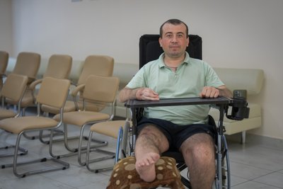 "З тих, хто йшов поряд, вижив тільки я": історія колишнього військовослужбовця Димитрія "З тих, хто йшов поряд, вижив тільки я": історія колишнього військовослужбовця Димитрія