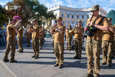 Розгорнули 34-метровий прапор: в Одесі святкують День Незалежності