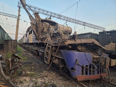 Троє загиблих, 13 поранених, виникли пожежі: війська РФ атакували Дніпропетровщину ударними БпЛА та FPV-дроном Троє загиблих, 13 поранених, виникли пожежі: війська РФ атакували Дніпропетровщину ударними БпЛА та FPV-дроном