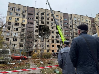 Удар РФ по багатоповерхівці у Дніпрі: що розповіли місцеві жителі