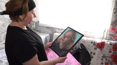 Хоче незалежної судово-медичної експертизи: черкащанка не вірить у самогубство доньки-військової Хоче незалежної судово-медичної експертизи: черкащанка не вірить у самогубство доньки-військової