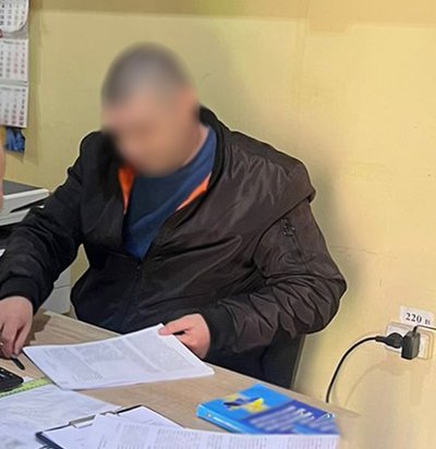На Житомирщині держреєстратору повідомили підозру у причетності до оборудок із орендою неуспадкованих земель На Житомирщині держреєстратору повідомили підозру у причетності до оборудок із орендою неуспадкованих земель