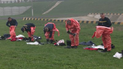 "Праця пожежного рятувальника — неоціненна": на Рівненщині вогнеборці навчалися долати вогняні смуги перешкод "Праця пожежного рятувальника — неоціненна": на Рівненщині вогнеборці навчалися долати вогняні смуги перешкод