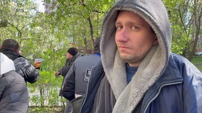 "Поранило ногу, але, слава Богу, дивом живі залишилися". Що відбувається на місці атаки по Дніпру "Поранило ногу, але, слава Богу, дивом живі залишилися". Що відбувається на місці атаки по Дніпру