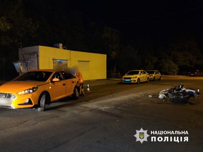 В Одесі унаслідок ДТП загинув підліток, ще троє — травмувалися В Одесі унаслідок ДТП загинув підліток, ще троє — травмувалися