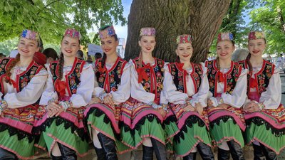 "Шовкова косиця": в Ужгороді відбувся фольклорний фестиваль "Шовкова косиця": в Ужгороді відбувся фольклорний фестиваль