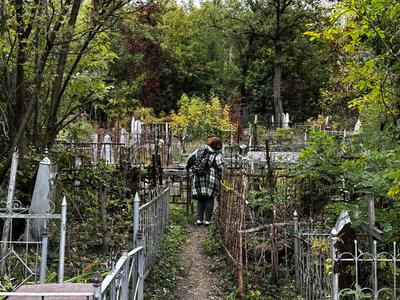 До 160-річчя композитора Григорія Давидовського у Полтаві відновлюють його закинуту могилу До 160-річчя композитора Григорія Давидовського у Полтаві відновлюють його закинуту могилу