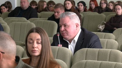 Дефіцит освітньої субвенції у понад 18 мільйонів гривень: як пройшла 51 сесія Чернігівської міськради Дефіцит освітньої субвенції у понад 18 мільйонів гривень: як пройшла 51 сесія Чернігівської міськради
