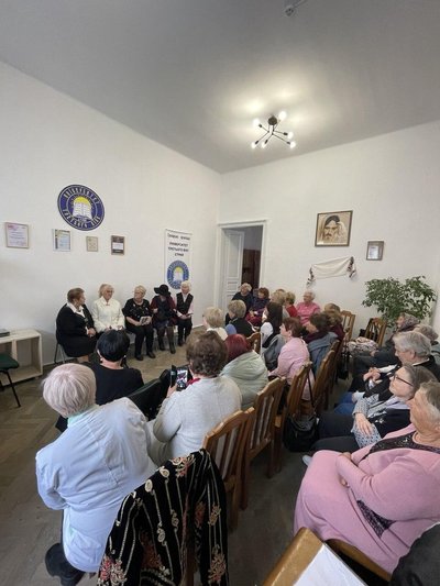Слухачки "Університету третього віку" Слухачки "Університету третього віку"