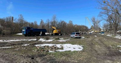 У Малині на Житомирщині через підняття рівня води в річці затопило пішохідну переправу – вода продовжує прибувати У Малині на Житомирщині через підняття рівня води в річці затопило пішохідну переправу – вода продовжує прибувати