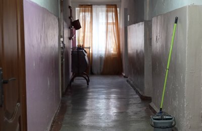 “Я з сертифікатом, але радості немає”. На Сумщині планують модернізувати житло для переселенців “Я з сертифікатом, але радості немає”. На Сумщині планують модернізувати житло для переселенців