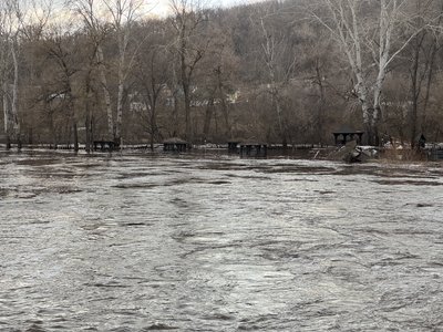 У Полтавському районі рівень води у Ворсклі підіймається до критичного: чого очікувати У Полтавському районі рівень води у Ворсклі підіймається до критичного: чого очікувати