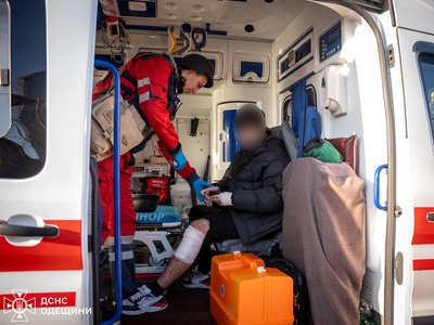 Ракетний удар РФ по Одещині: спалахнули пожежі в приватних будинках, загинули двоє людей