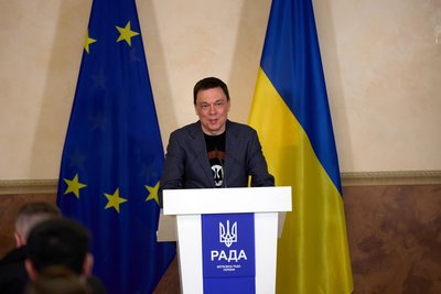"Я не планував бути нардепом, але точно планую ще викладати": інтервʼю з Сергієм Колебошиним | "Обранці" "Я не планував бути нардепом, але точно планую ще викладати": інтервʼю з Сергієм Колебошиним | "Обранці"