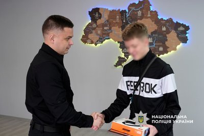 Пропонували підпалити авто: на Черкащині росіяни намагались завербувати школяра Пропонували підпалити авто: на Черкащині росіяни намагались завербувати школяра