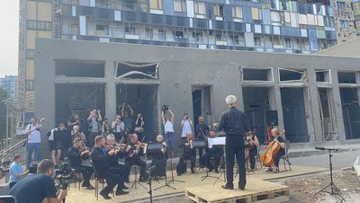 В "Охматдиті" провели "Реквієм за загиблими" під час атаки по лікарні В "Охматдиті" провели "Реквієм за загиблими" під час атаки по лікарні