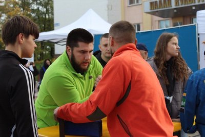 На Житормирщині провели перший районний чемпіонат з армрестлінгу серед ветеранів На Житормирщині провели перший районний чемпіонат з армрестлінгу серед ветеранів