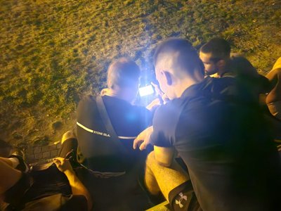 Матч Іспанія-Англія. Як у Дніпрі дивляться футбол без світла Матч Іспанія-Англія. Як у Дніпрі дивляться футбол без світла