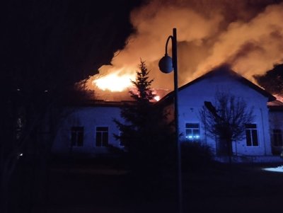 У Борщівці Балаклійської громади після удару БпЛА зайнялася пожежа, 6 квітня 2026 року У Борщівці Балаклійської громади після удару БпЛА зайнялася пожежа, 6 квітня 2026 року
