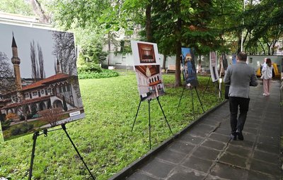Bulğaristandaki Ukraina Elçiligi Sofiyada qırımtatar medeniyetine bağışlanğan sergini teşkil etti