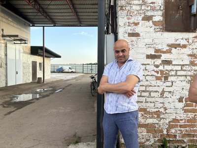 "Уже й там смердить": у селі на Полтавщині місцеві скаржаться на незаконну скотобійню "Уже й там смердить": у селі на Полтавщині місцеві скаржаться на незаконну скотобійню