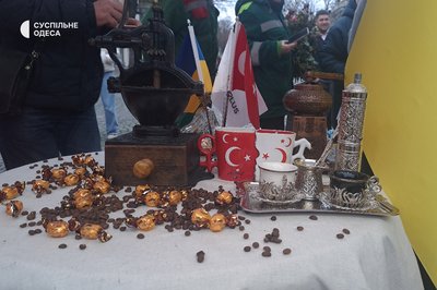 Смак Туреччини в центрі міста: в Одесі святкують Всесвітній день турецької кави