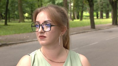 "У 60 життя тільки починається". Як пенсіонер Фокша з Буковини навчається водіння "У 60 життя тільки починається". Як пенсіонер Фокша з Буковини навчається водіння