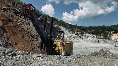 Найбільше в Україні родовище графіту: як під час війни працює підприємство на Кіровоградщині Найбільше в Україні родовище графіту: як під час війни працює підприємство на Кіровоградщині