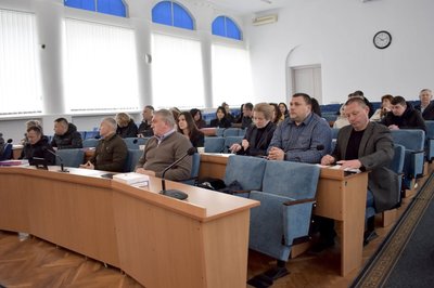 Позачергова сесія Коростенської міськради: виділили перший транш допомоги постраждалим від ракетного удару Позачергова сесія Коростенської міськради: виділили перший транш допомоги постраждалим від ракетного удару
