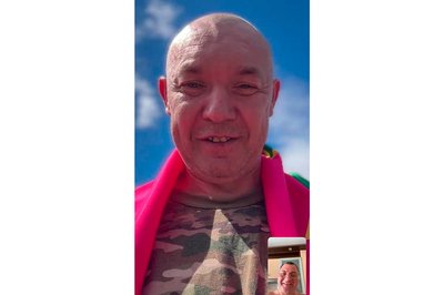Після 49 місяців російського полону повернувся офіцер-прикордонник Василь Малильо із Полтавщини Після 49 місяців російського полону повернувся офіцер-прикордонник Василь Малильо із Полтавщини