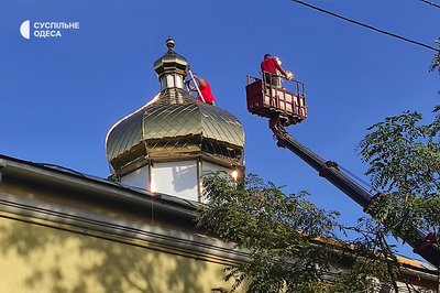 Глава ПЦУ прибув до Одеси та освятив хрести для куполів собору Різдва Христового