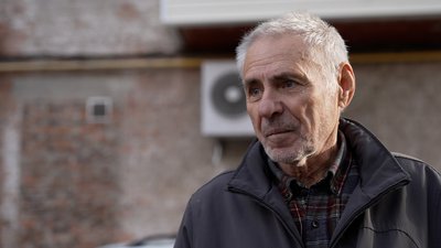 Була в епіцентрі вибуху і вижила: що розповідають очевидці про російську атаку на Чернігів Була в епіцентрі вибуху і вижила: що розповідають очевидці про російську атаку на Чернігів
