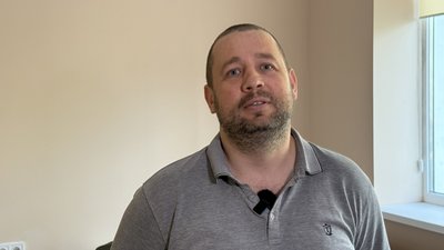 Ігор переселенець з Маріуполя Дніпро Ігор переселенець з Маріуполя Дніпро