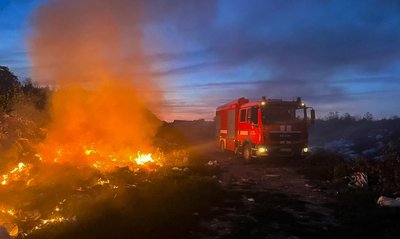 За добу рятувальники Хмельниччини гасили чотири пожежі в екосистемах За добу рятувальники Хмельниччини гасили чотири пожежі в екосистемах