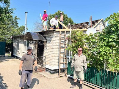 У рамках програми "Пліч-о-пліч" у трьох громадах Херсонщини відремонтували понад 200 осель У рамках програми "Пліч-о-пліч" у трьох громадах Херсонщини відремонтували понад 200 осель