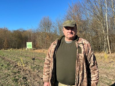 На Тернопільщині військові посадили ліс, листопад 2024 На Тернопільщині військові посадили ліс, листопад 2024