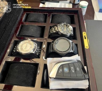 На Полтавщині судитимуть службовця та бухгалтерку Держпродспоживслужби за вимагання хабаря На Полтавщині судитимуть службовця та бухгалтерку Держпродспоживслужби за вимагання хабаря